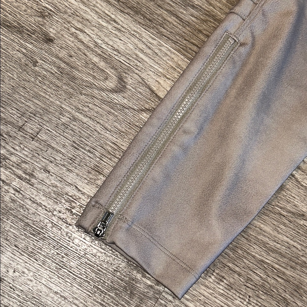 Athleta Delancey Moto Leggings Metallic Taupe Shimmer Size M NWT - Picture 8 of 14